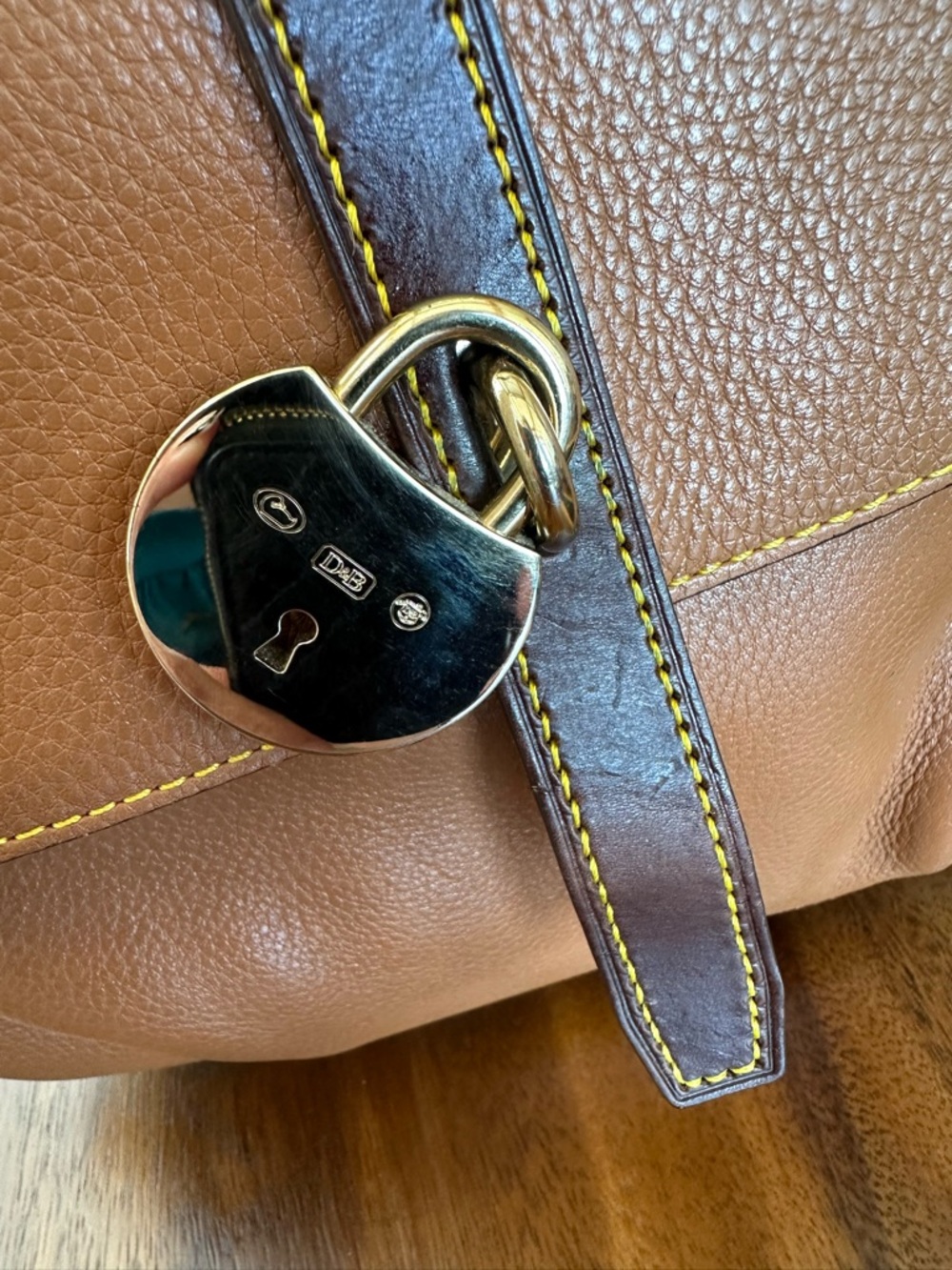 Dooney & Bourke Pebbled Leather Shoulder Bag Brown Tan Hobo Lock Logo Purse $398 - Picture 3 of 9